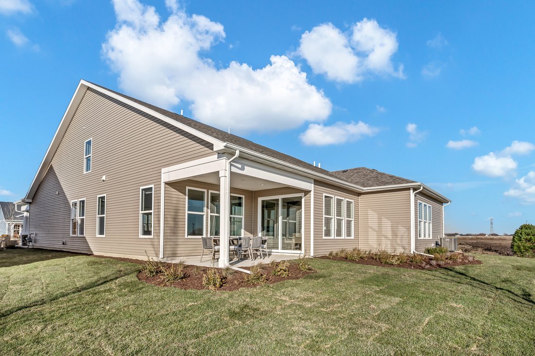 House in Aurora, Illinois, United States 3 - 18447099