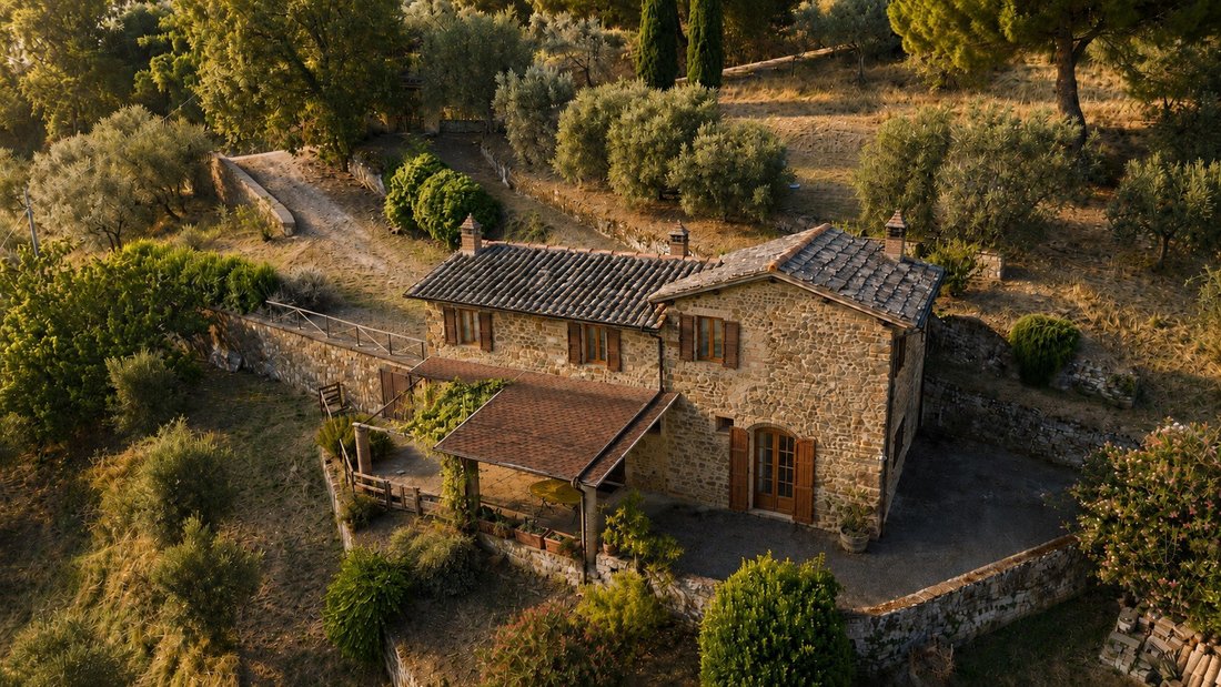 Villa in Montalcino, Tuscany, Italy 1 - 16429587
