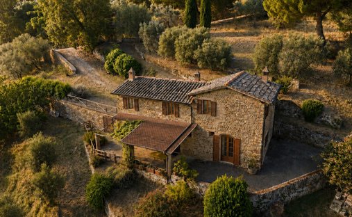 Villa in Montalcino, Tuscany, Italy 1