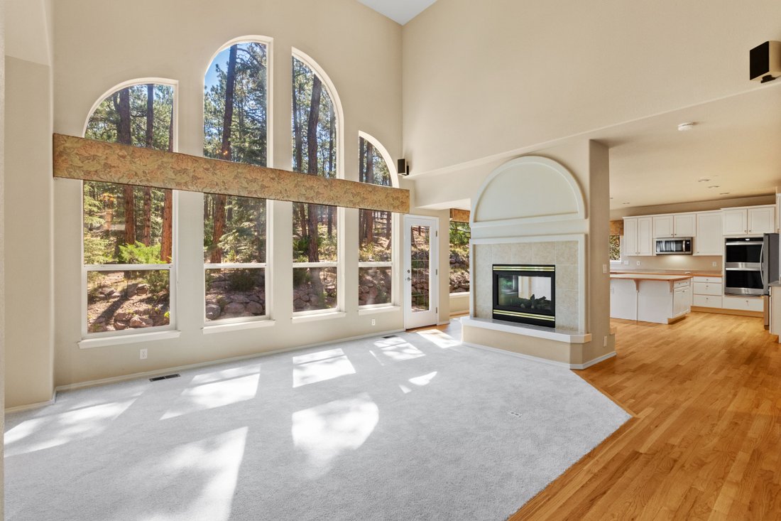 House in Colorado Springs, Colorado, United States 3 - 18445573