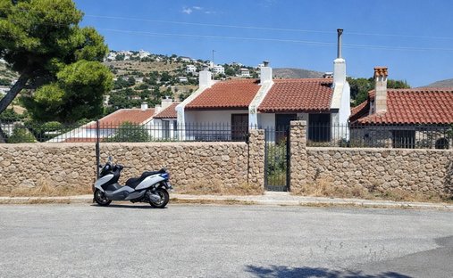 House in Pikermi, Attica, Greece 1