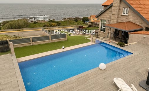 Villa in Baiona (District), Baiona, Spain 1