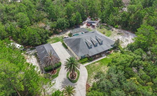 House in Geneva, Florida, United States 1