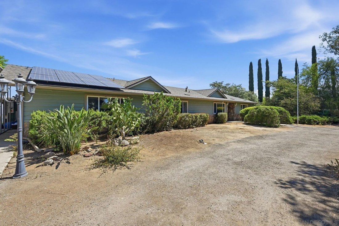 House in El Cajon, California, United States 3 - 18449531