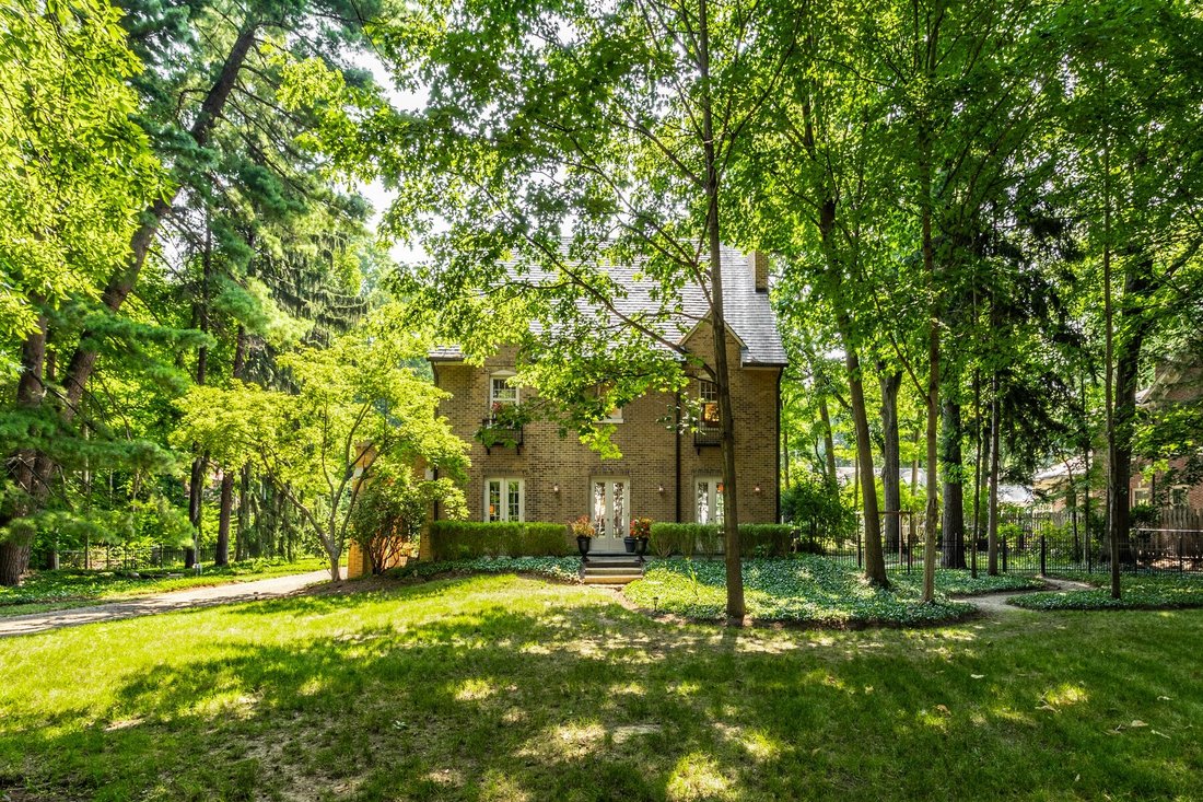 House in Indianapolis, Indiana, United States 1 - 18445577