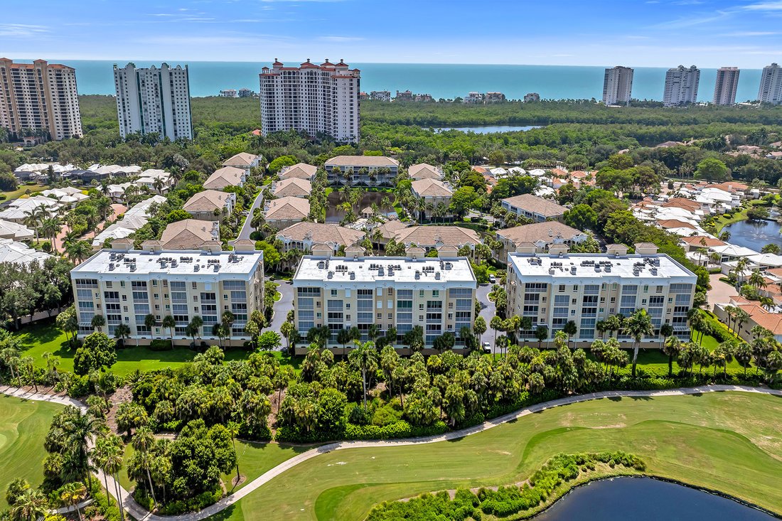 Condo in Naples, Florida, United States 1 - 18452392