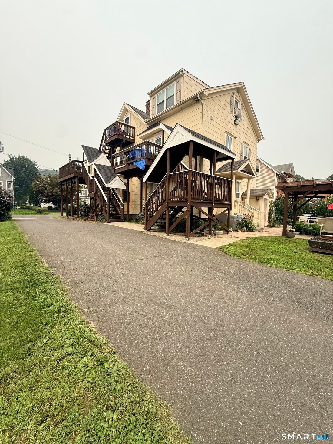 Danbury, Connecticut, United States 2 - 18448916