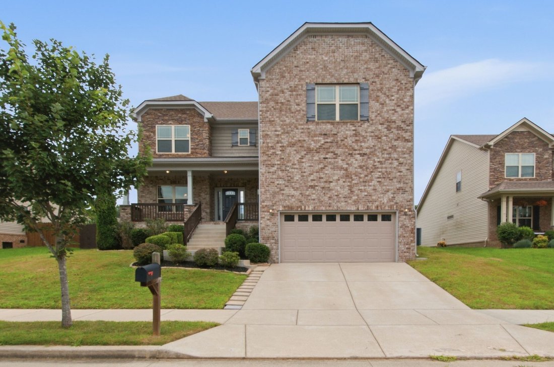 House in Bon Aqua, Tennessee, United States 1 - 18450502