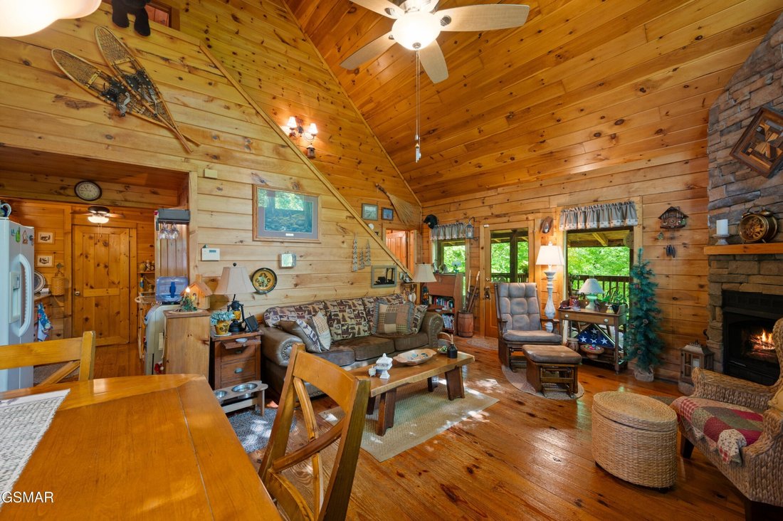 House in Sevierville, Tennessee, United States 5 - 18446998