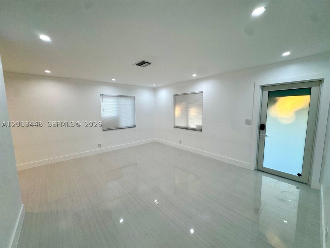 House in Oakland Park, Florida, United States 5 - 18449493