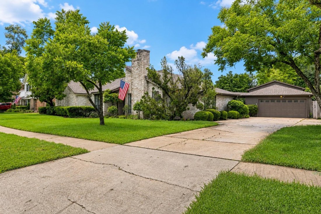 House in Sugar Land, Texas, United States 2 - 18446776