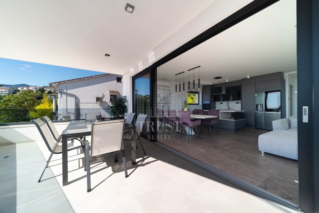 Apartment in Grad Opatija, Primorje-Gorski Kotar County, Croatia 5 - 18451294