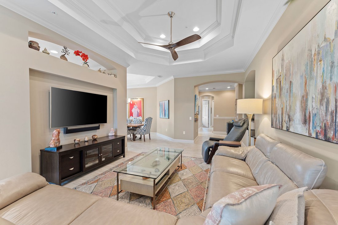 Condo in Naples, Florida, United States 2 - 18452385