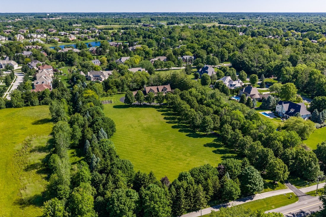 House in Carmel, Indiana, United States 2 - 18046961