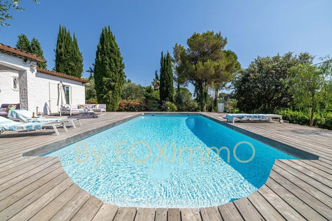 House in Saint-Paul-de-Vence, Provence-Alpes-Côte d'Azur, France 1 - 18447924