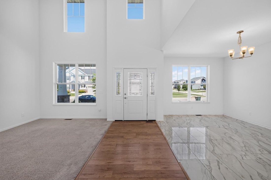 House in Sun Prairie, Wisconsin, United States 3 - 18446174