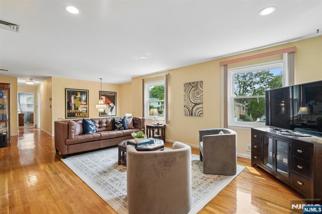 House in Livingston, New Jersey, United States 5 - 18450744