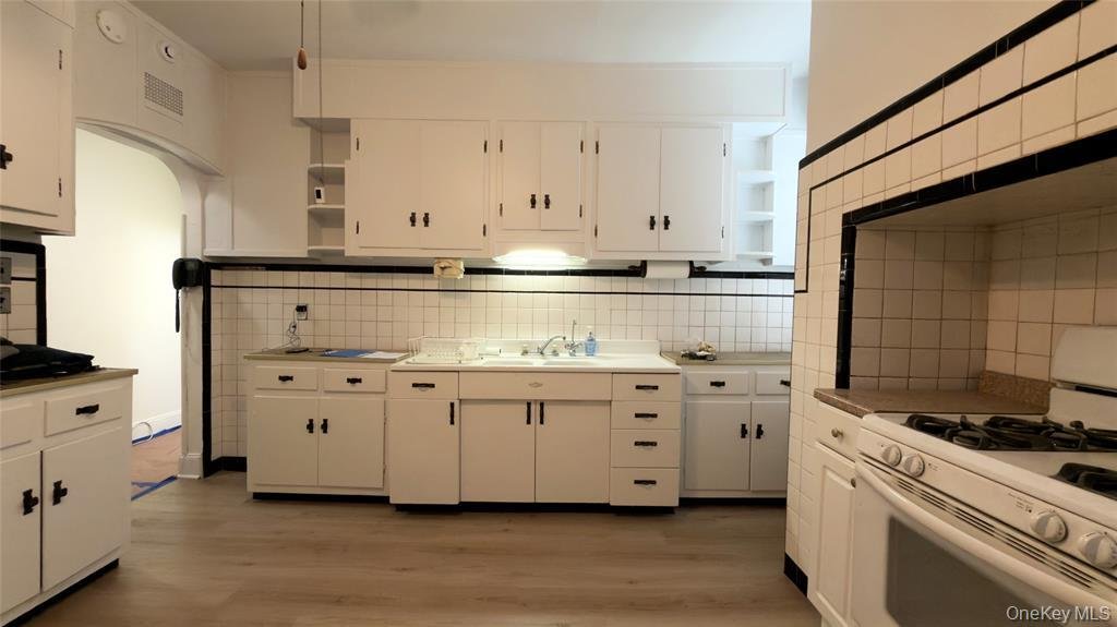 Apartment in Yonkers, New York, United States 4 - 18447996