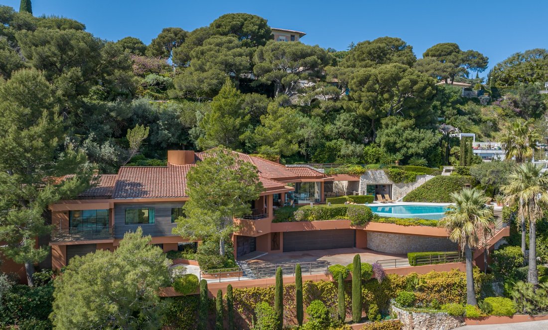 House in Saint-Jean-Cap-Ferrat, Provence-Alpes-Côte d'Azur, France 3 - 18448789