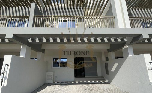 Townhouse in Damac Hills 2, Dubai, United Arab Emirates 1