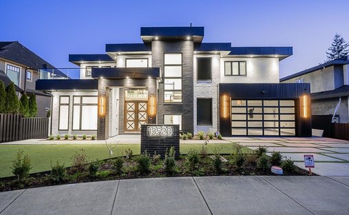 House in Surrey, British Columbia, Canada 1