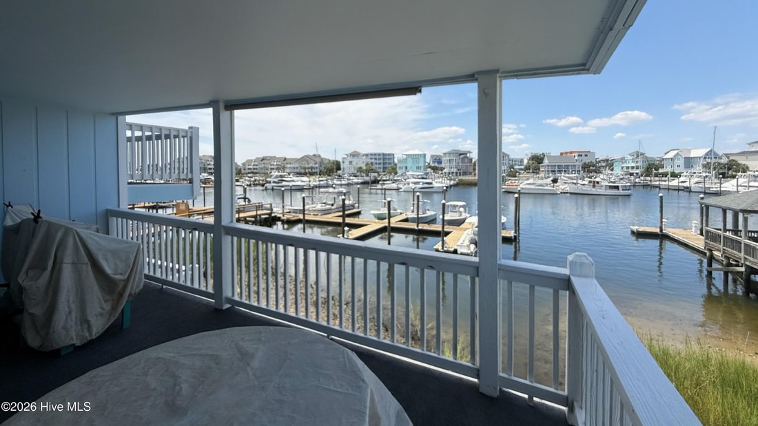 Condo in Carolina Beach, North Carolina, United States 2 - 18450332