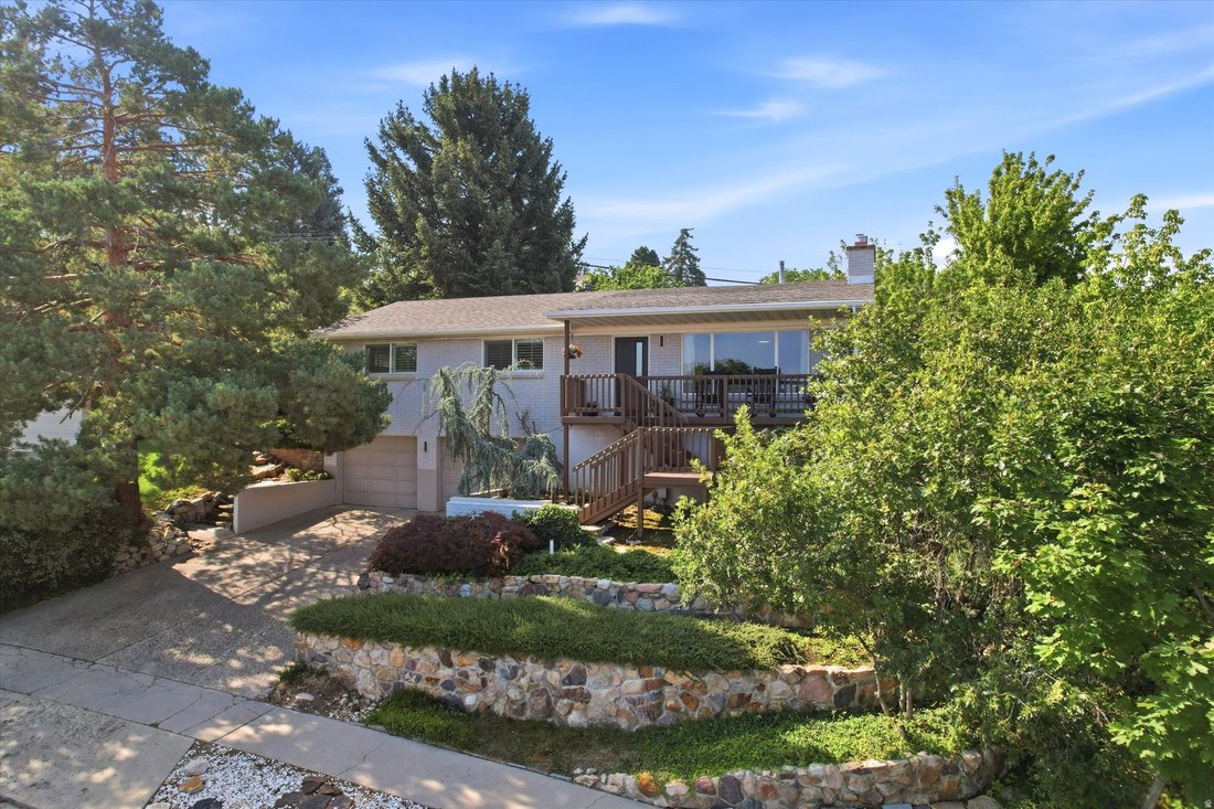 House in Cottonwood Heights, Utah, United States 1 - 18450111