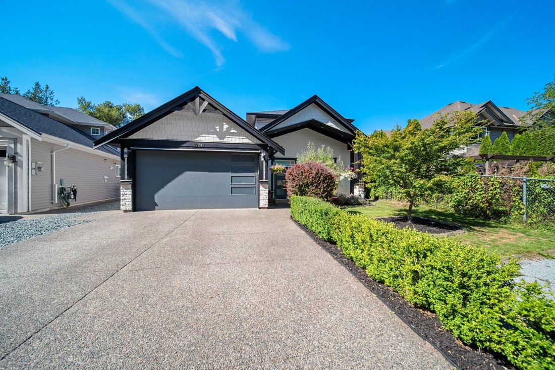 House in Langley Township, British Columbia, Canada 1 - 18452360