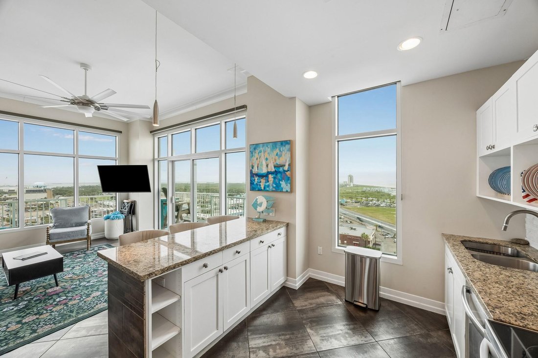 Condo in Galveston, Texas, United States 4 - 18446758