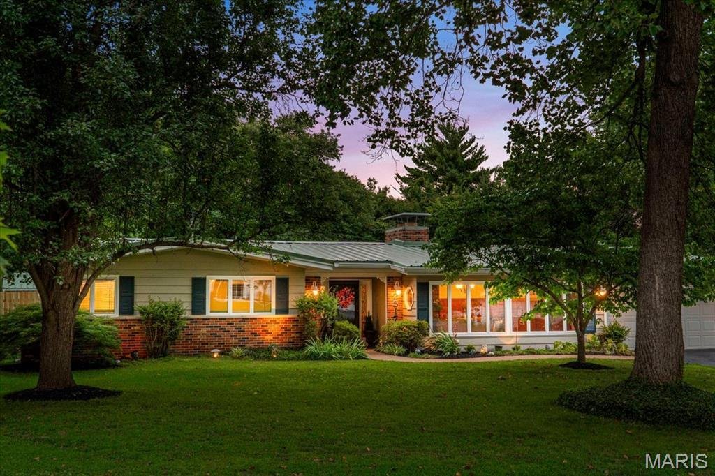House in Kirkwood, Missouri, United States 4 - 18449427