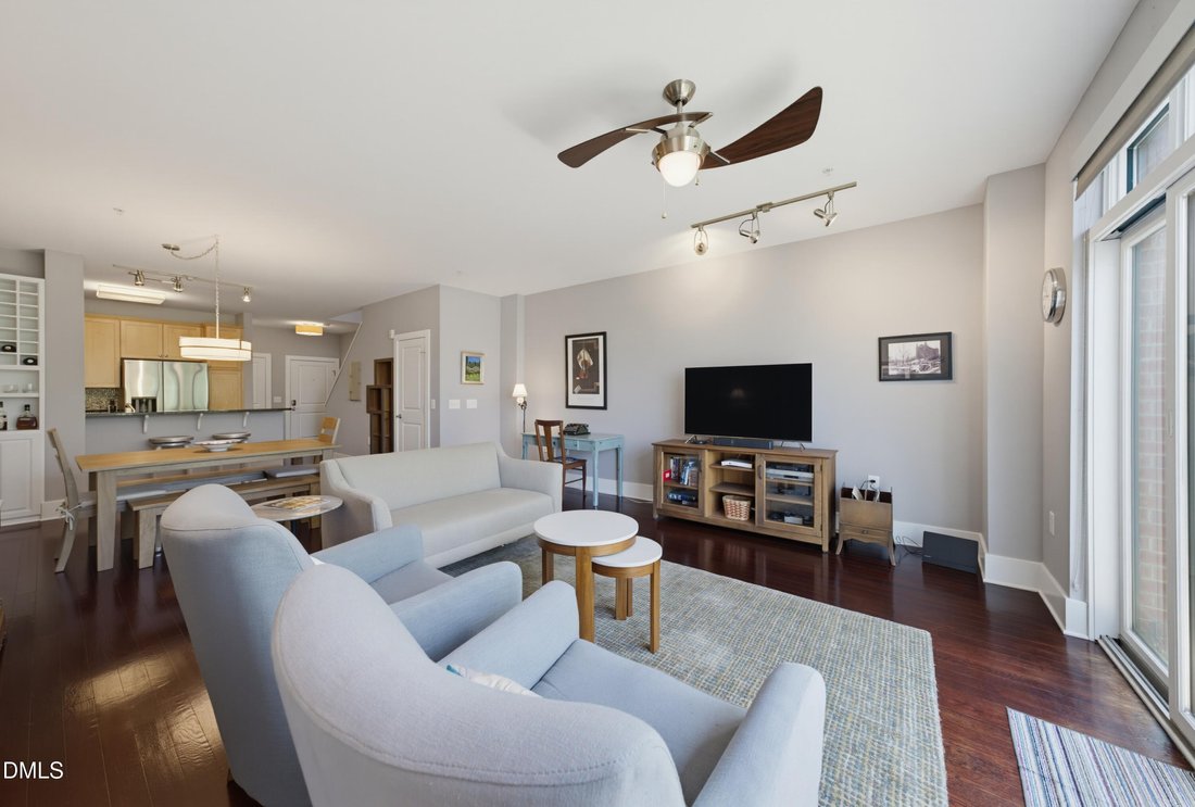 Condo in Raleigh, North Carolina, United States 3 - 18450345
