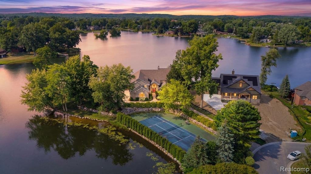 House in White Lake charter Township, Michigan, United States 3 - 18446389
