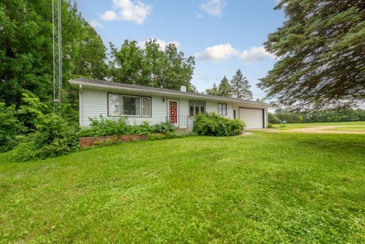 Farm Ranch in North Mankato, Minnesota, United States 3 - 18226893