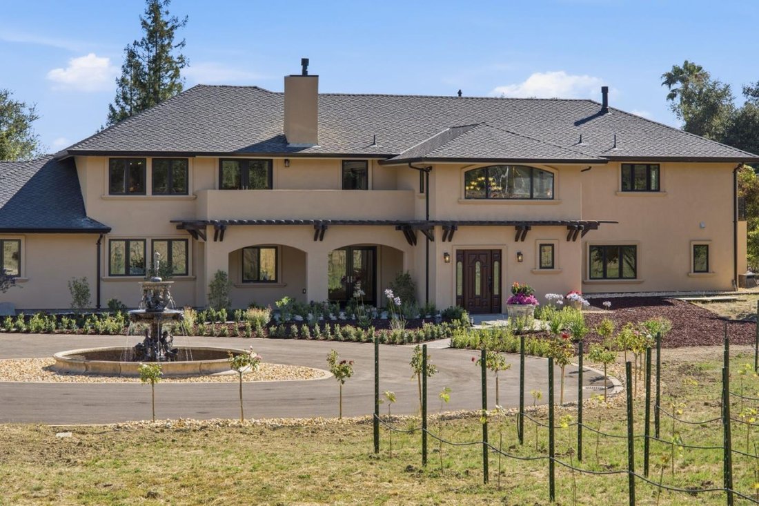 House in Los Gatos, California, United States 3 - 18446523