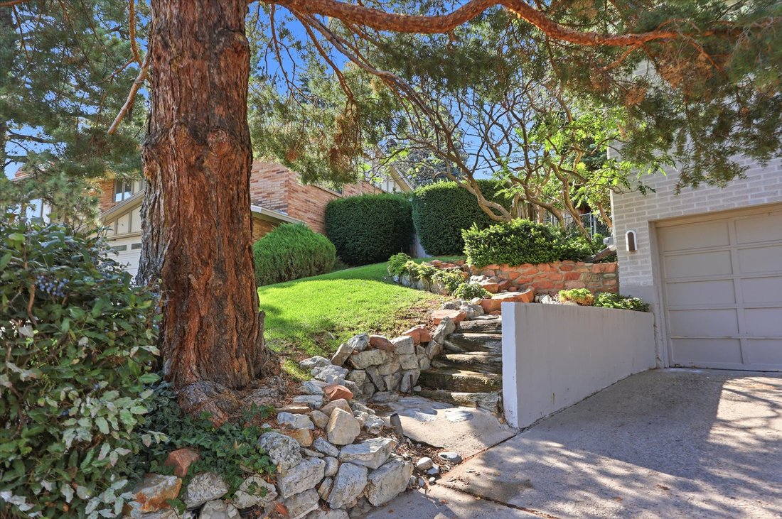 House in Cottonwood Heights, Utah, United States 2 - 18450111