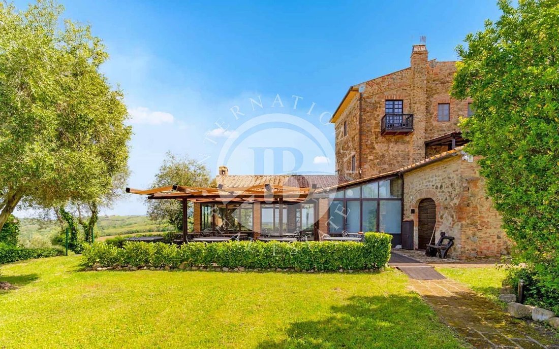 Villa in Roccalbegna, Tuscany, Italy 2 - 18447018