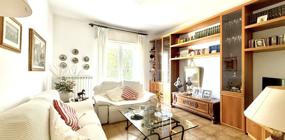 Villa in Lido di Camaiore, Camaiore, Tuscany 3 - 18446227