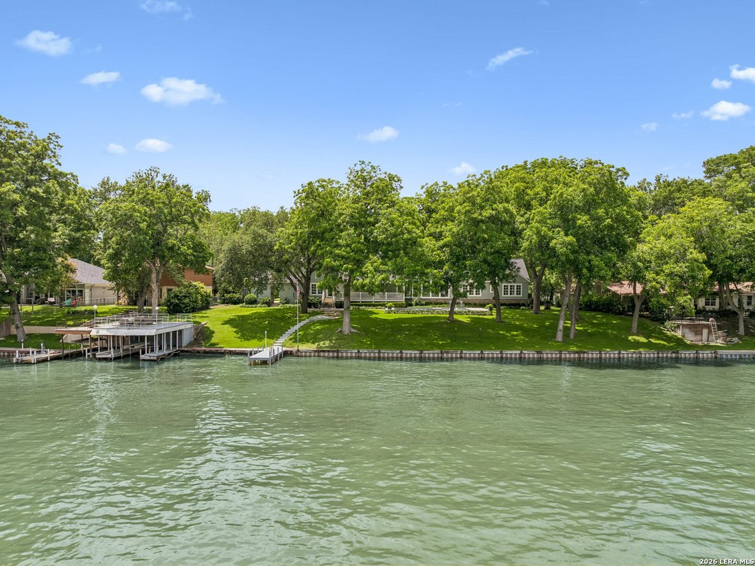 House in McQueeney, Texas, United States 3 - 17367014