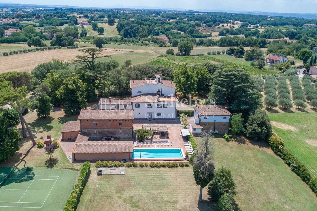 House in Monte San Savino, Tuscany, Italy 2 - 17450032