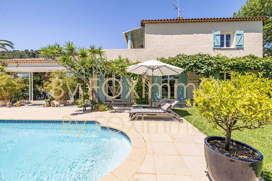 House in Quartiers Est les Salettes-Les Campons, La Colle-sur-Loup, France 1 - 18447916