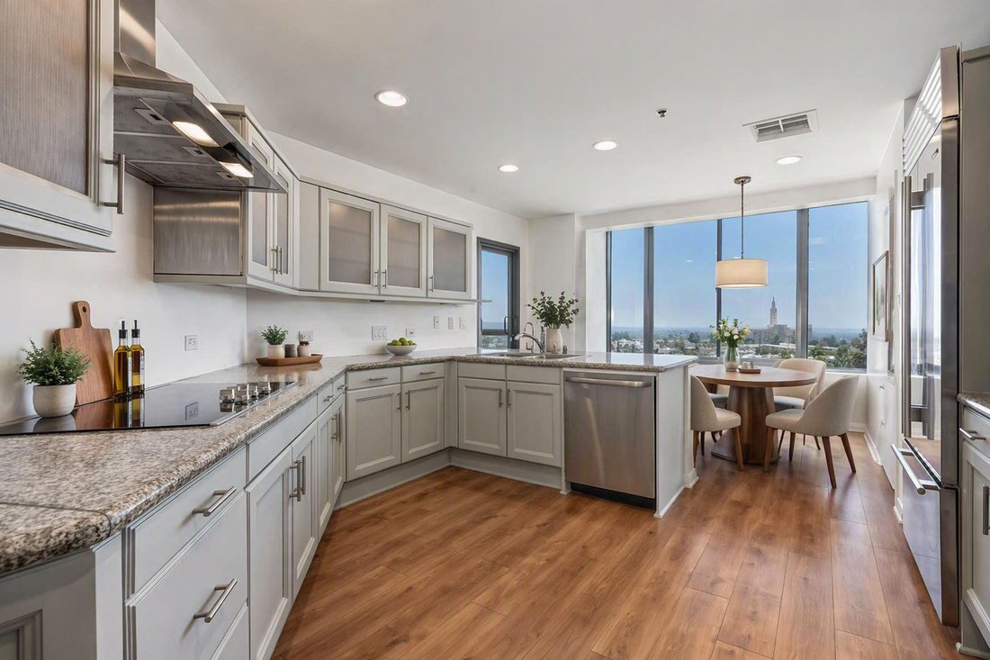 Condo in Los Angeles, California, United States 3 - 18452213
