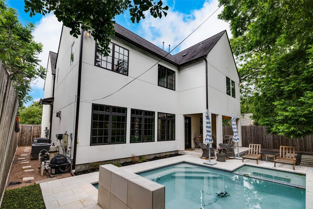 House in Houston, Texas, United States 4 - 18450876