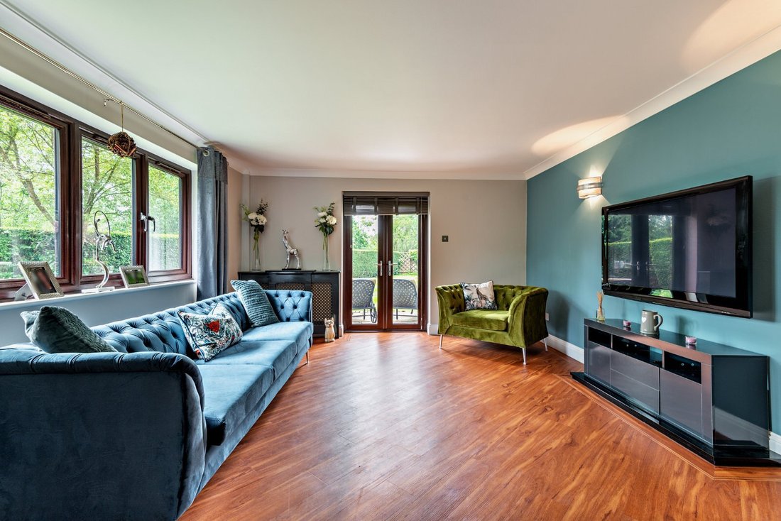 House in Binfield, England 5 - 16720582