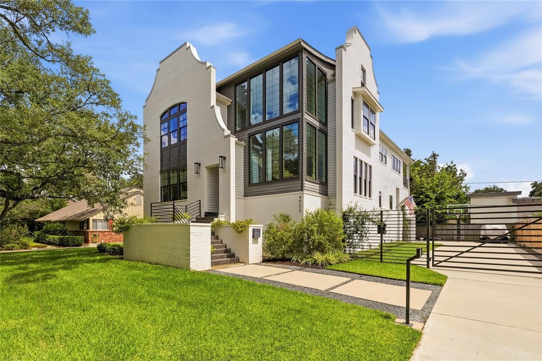 House in Houston, Texas, United States 1 - 18446765