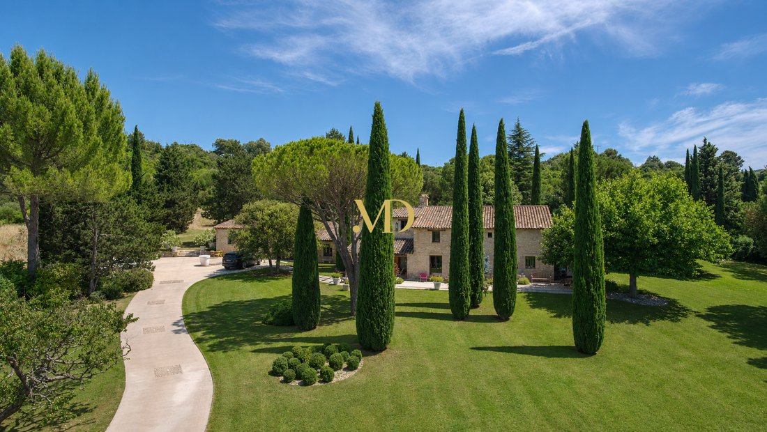 Castle in Centre Nord, Apt, France 1 - 18070046