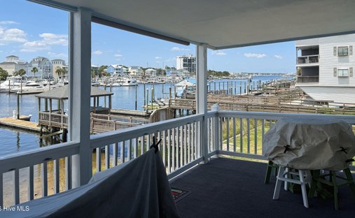 Condo in Carolina Beach, North Carolina, United States 1