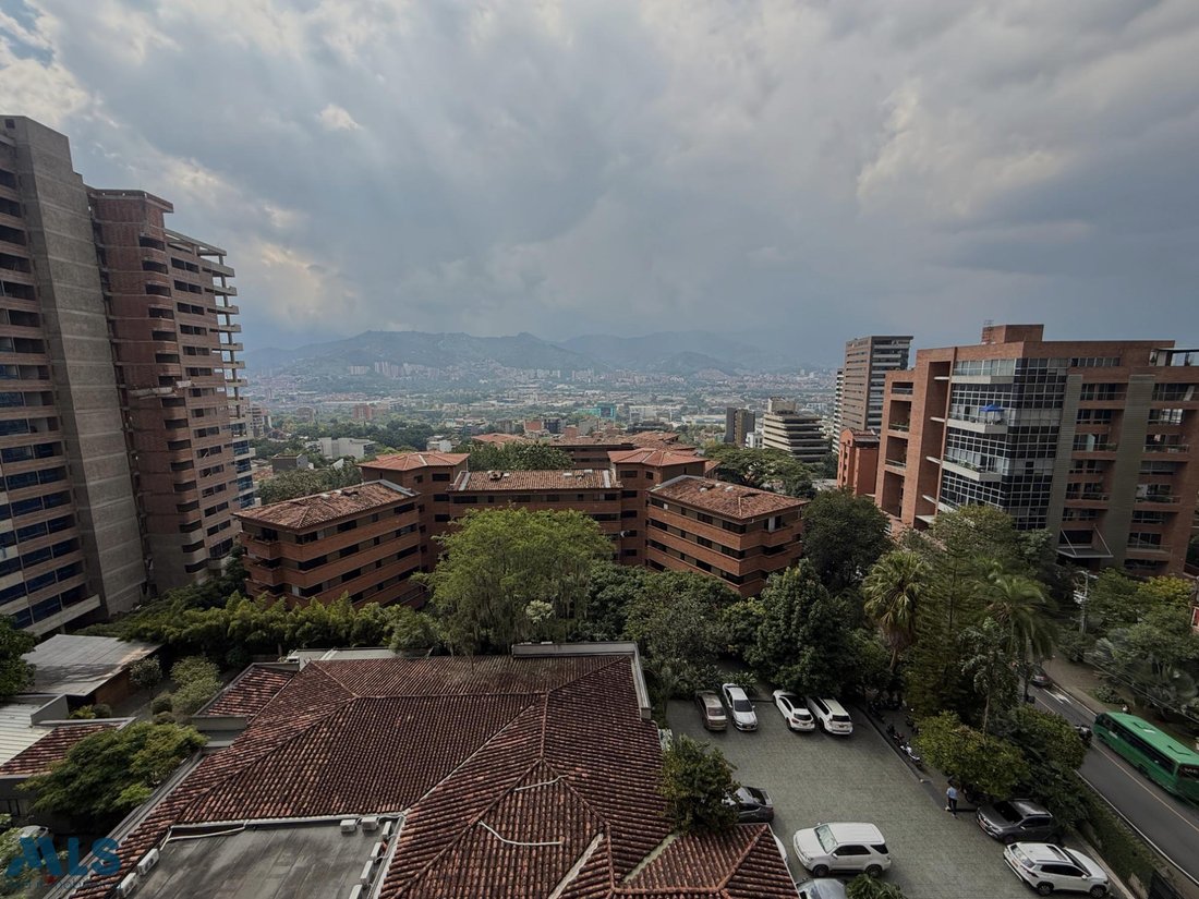 Apartment in Medellín, Antioquia, Colombia 2 - 18447236