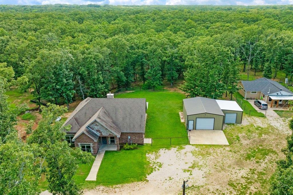 House in Paris, Texas, United States 1 - 18447047