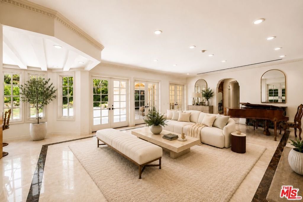 House in Los Angeles, California, United States 4 - 18108502