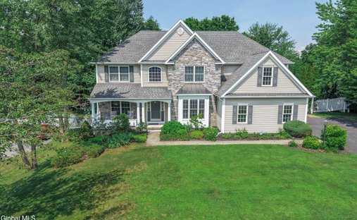 House in Halfmoon, New York, United States 1